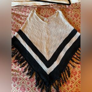 Women’s Element Poncho/Shall